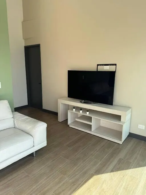 Apartamento 406 Poblado Cerca Al Cc El Tesoro Medellín